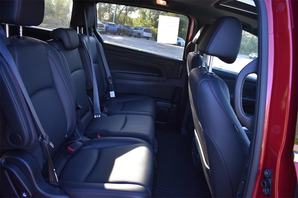used 2024 Honda Odyssey car, priced at $38,877