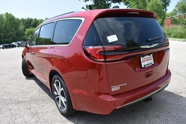 new 2024 Chrysler Pacifica car, priced at $47,063