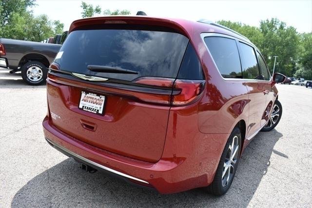 new 2024 Chrysler Pacifica car, priced at $47,063