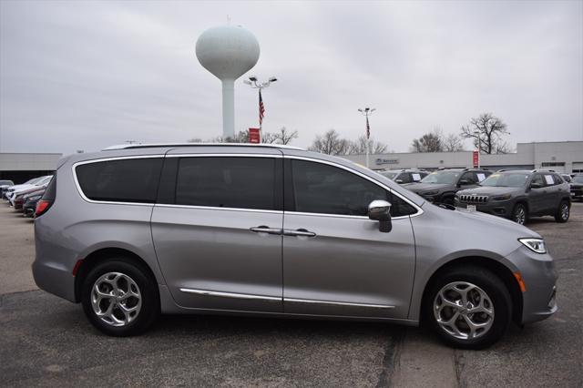 used 2021 Chrysler Pacifica car, priced at $35,377