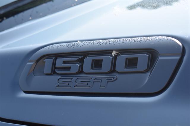 new 2025 Ram 1500 car, priced at $49,998