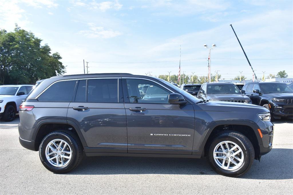 new 2025 Jeep Grand Cherokee car, priced at $37,500