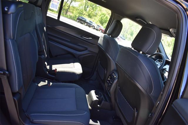 new 2025 Jeep Grand Cherokee L car, priced at $42,215