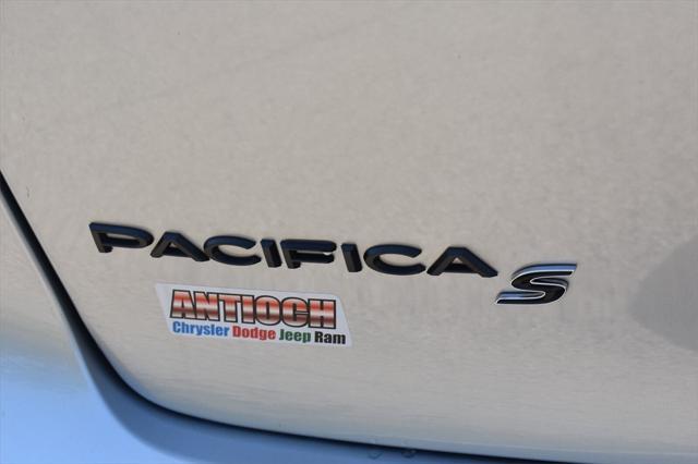 new 2024 Chrysler Pacifica car, priced at $48,748