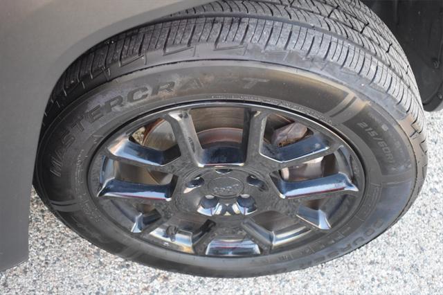 used 2020 Jeep Renegade car, priced at $15,946