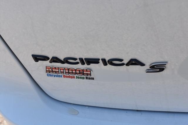 new 2024 Chrysler Pacifica car, priced at $44,533