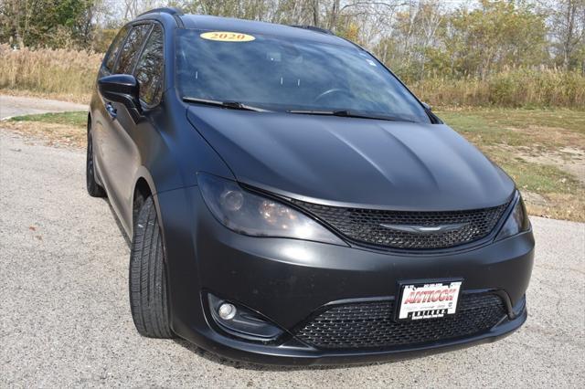 used 2020 Chrysler Pacifica car, priced at $26,146