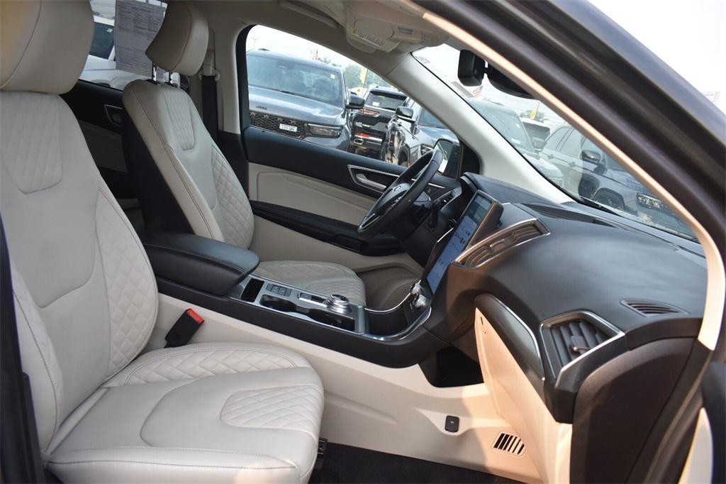 used 2024 Ford Edge car, priced at $35,877
