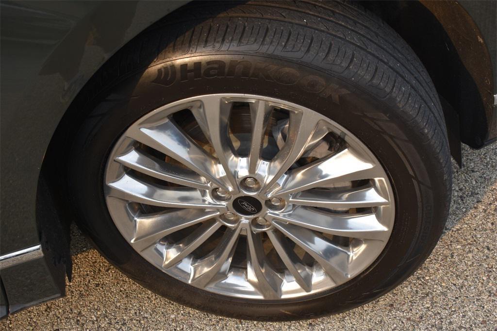 used 2024 Ford Edge car, priced at $35,877