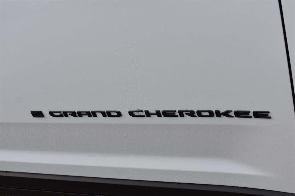 new 2025 Jeep Grand Cherokee car, priced at $46,387