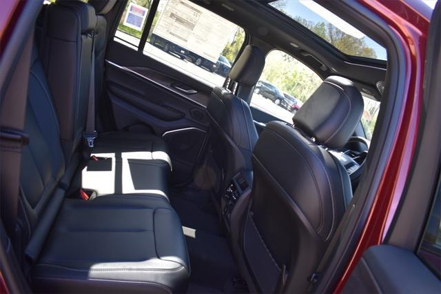 new 2025 Jeep Grand Cherokee car, priced at $50,250