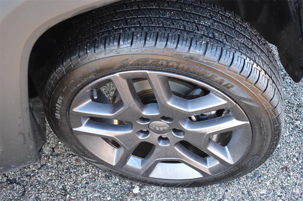 used 2021 Jeep Renegade car, priced at $17,777