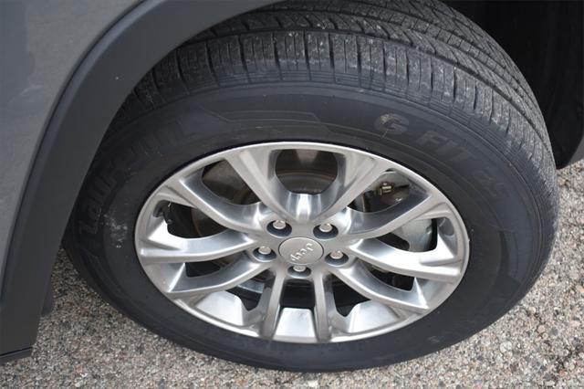 used 2021 Jeep Cherokee car, priced at $20,177