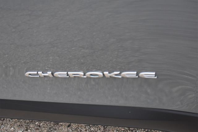 used 2021 Jeep Cherokee car, priced at $20,177