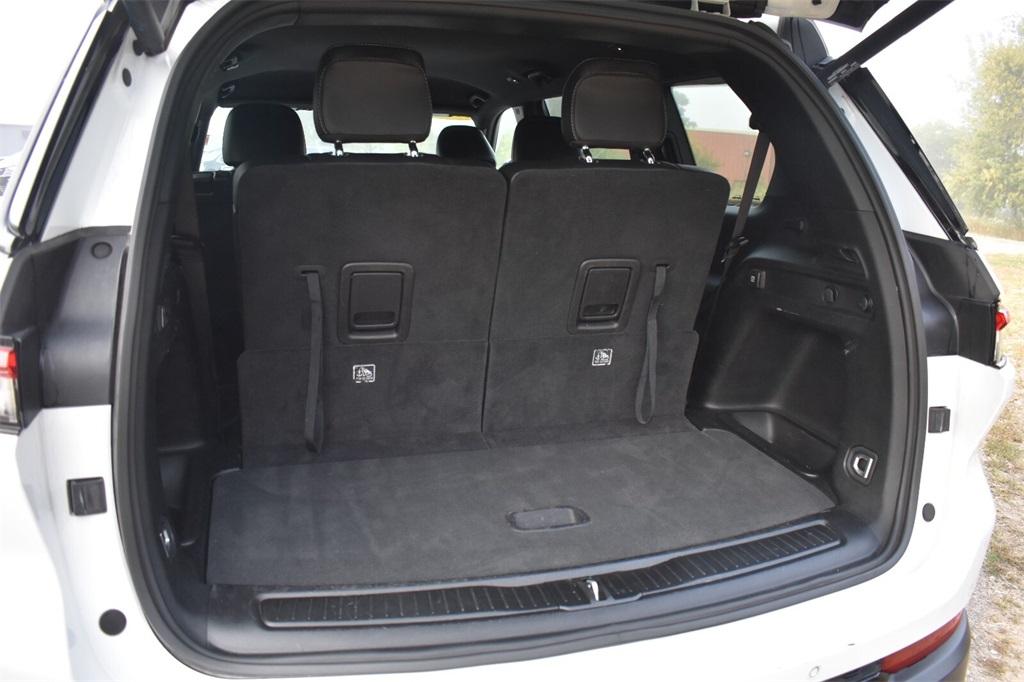 used 2024 Jeep Grand Cherokee L car, priced at $31,977