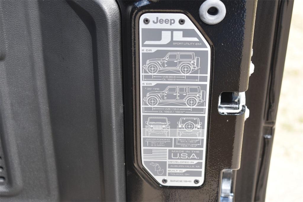 new 2025 Jeep Wrangler car, priced at $45,845