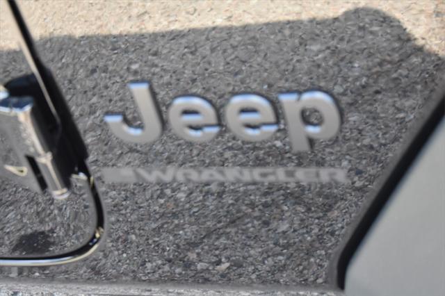 new 2025 Jeep Wrangler car, priced at $47,971