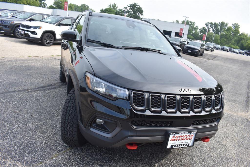 new 2025 Jeep Compass car, priced at $34,298