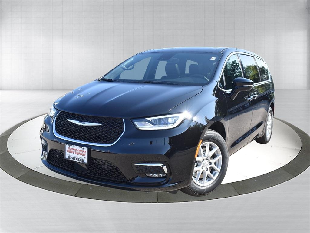 new 2026 Chrysler Pacifica car, priced at $51,801