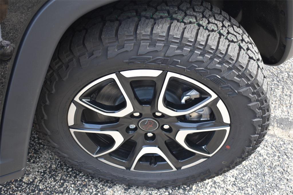 new 2025 Jeep Compass car, priced at $34,298