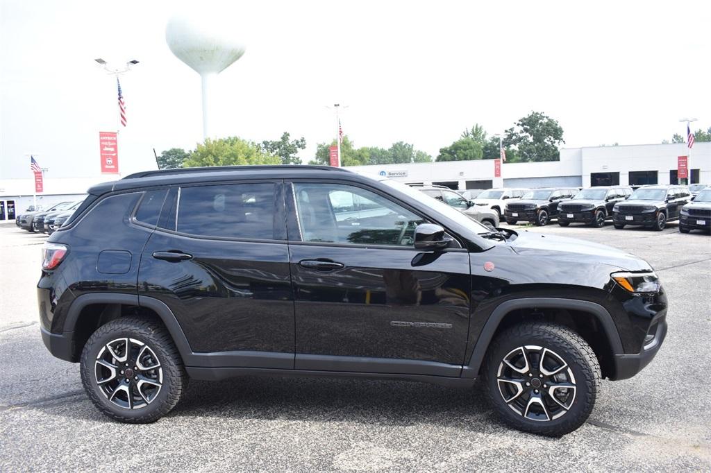 new 2025 Jeep Compass car, priced at $32,713