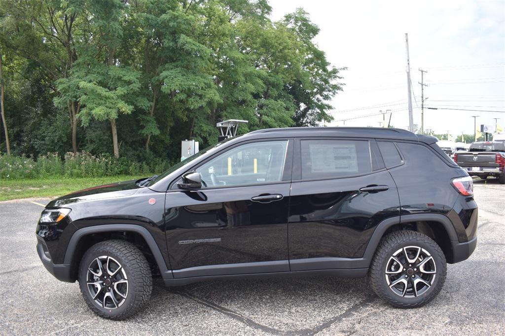 new 2025 Jeep Compass car, priced at $34,298