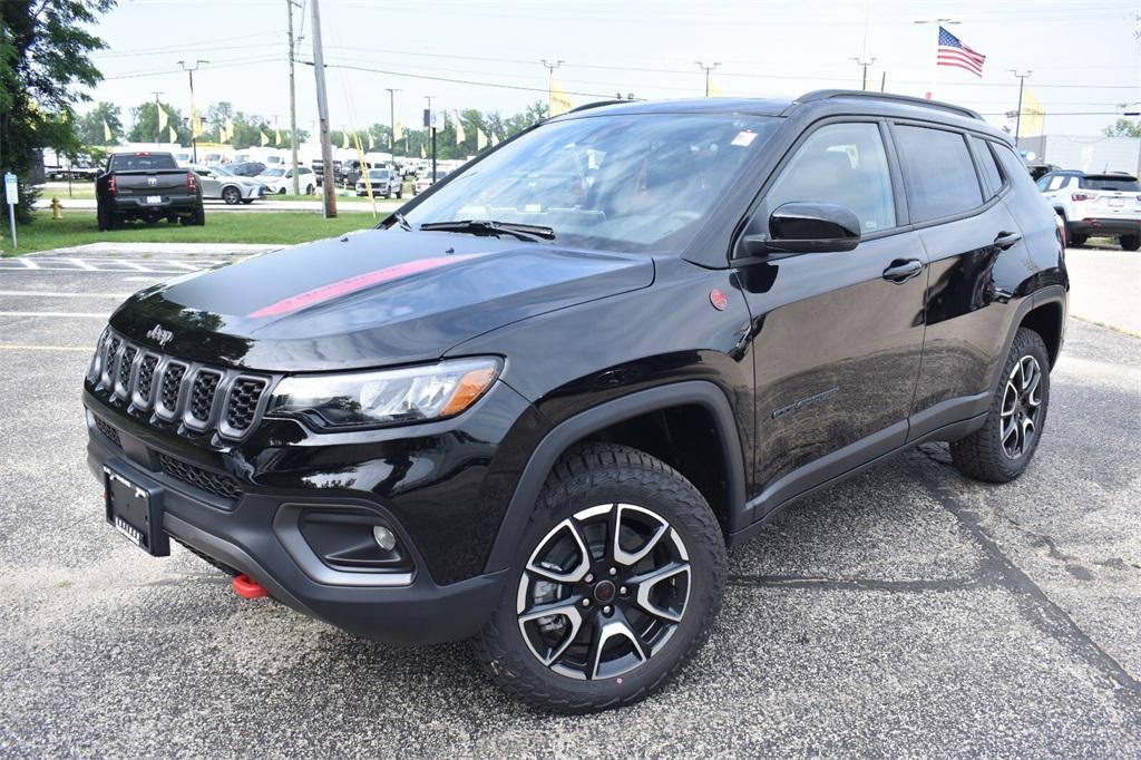 new 2025 Jeep Compass car, priced at $34,298