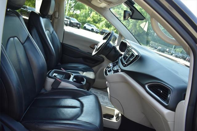 used 2018 Chrysler Pacifica car, priced at $15,777
