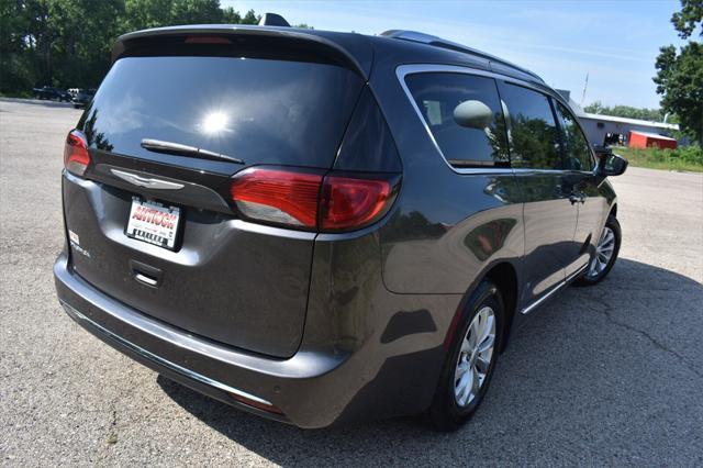 used 2018 Chrysler Pacifica car, priced at $15,777
