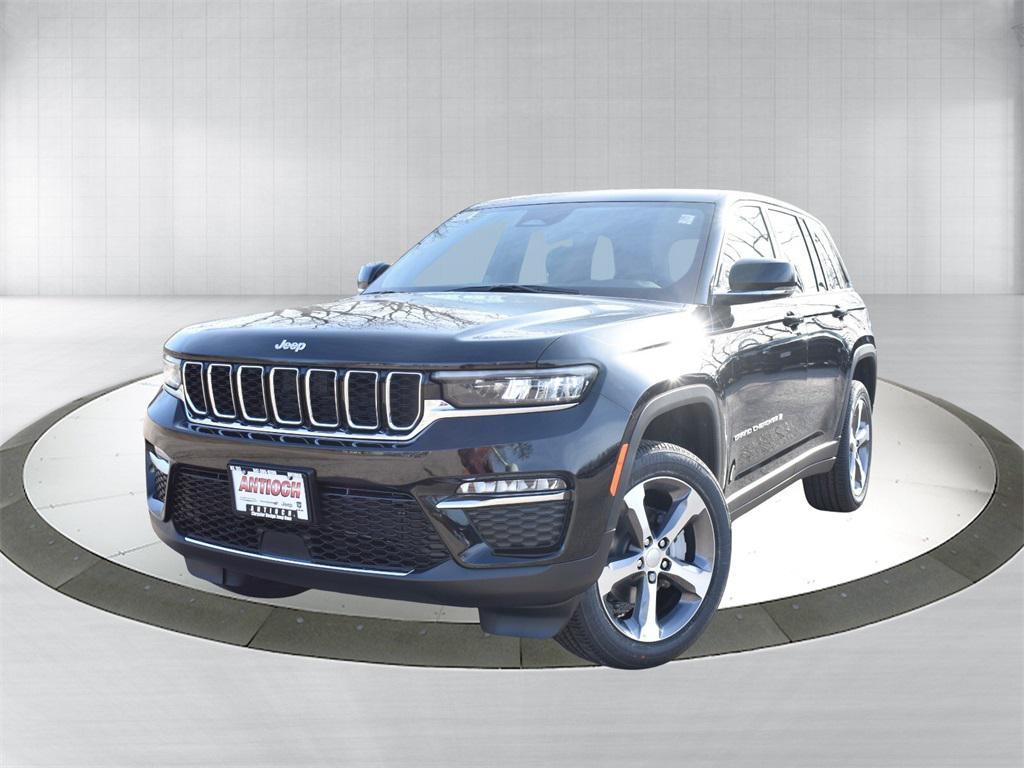 new 2025 Jeep Grand Cherokee car, priced at $45,378