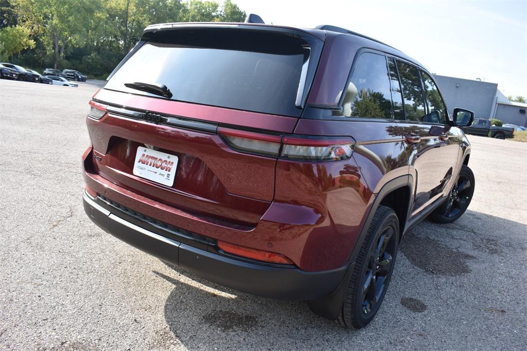 new 2025 Jeep Grand Cherokee car, priced at $40,527