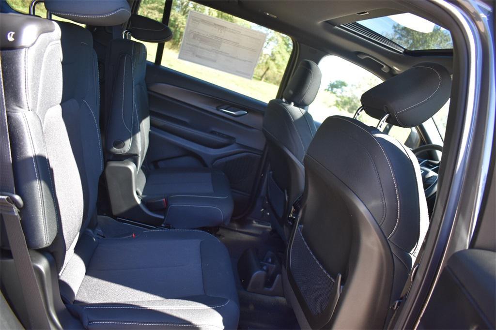 new 2025 Jeep Grand Cherokee L car, priced at $36,995