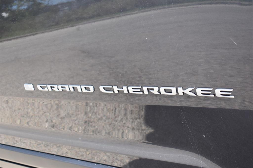 new 2025 Jeep Grand Cherokee L car, priced at $36,995