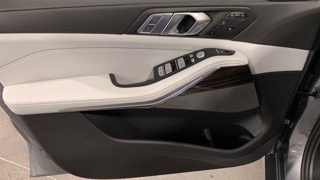 new 2026 BMW X7 car, priced at $97,115