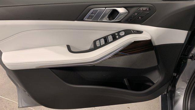 new 2026 BMW X7 car, priced at $97,115