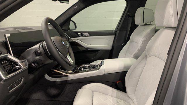 new 2026 BMW X7 car, priced at $97,115