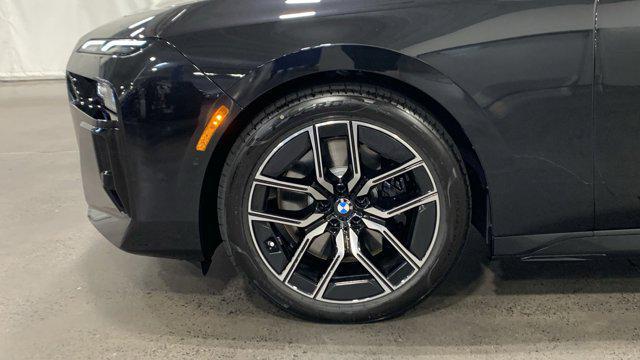 new 2025 BMW 760 car, priced at $128,155