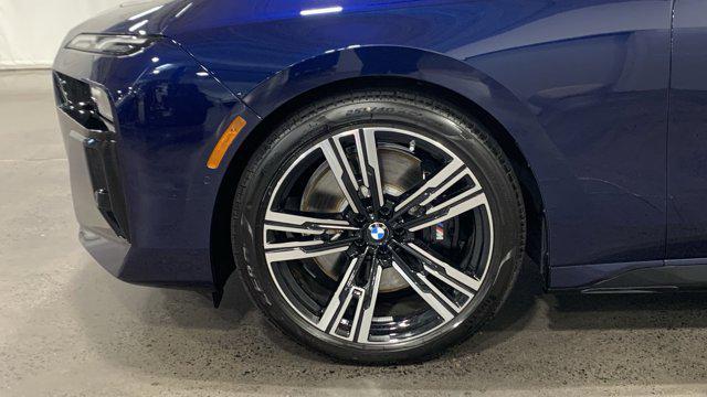 new 2025 BMW 760 car, priced at $135,660