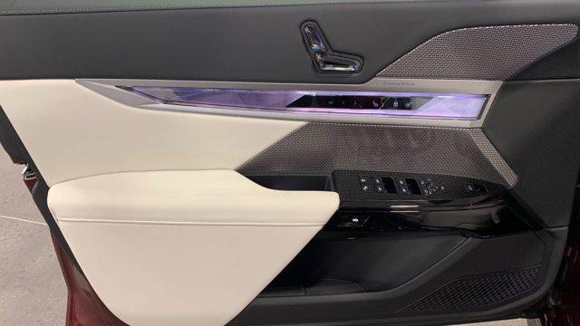 new 2025 BMW 760 car, priced at $134,485