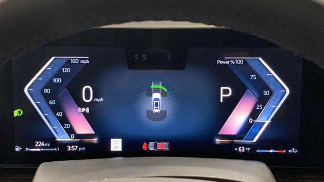 new 2025 BMW X7 car, priced at $94,360