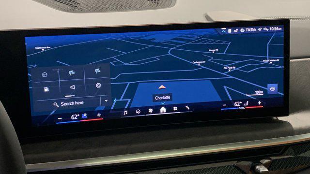 new 2026 BMW X7 car, priced at $97,475