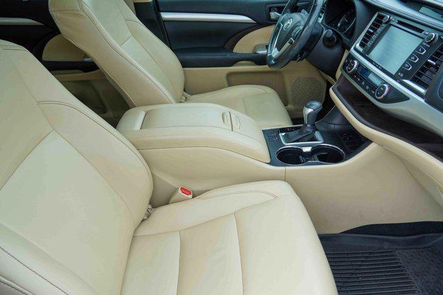 used 2017 Toyota Highlander car, priced at $23,495