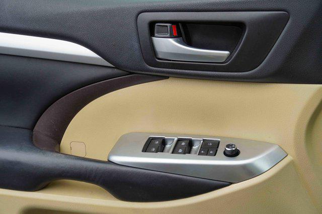 used 2017 Toyota Highlander car, priced at $23,495