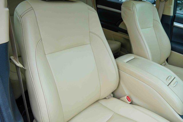 used 2017 Toyota Highlander car, priced at $23,495