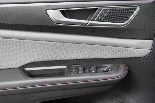used 2024 Volkswagen Atlas car, priced at $43,991