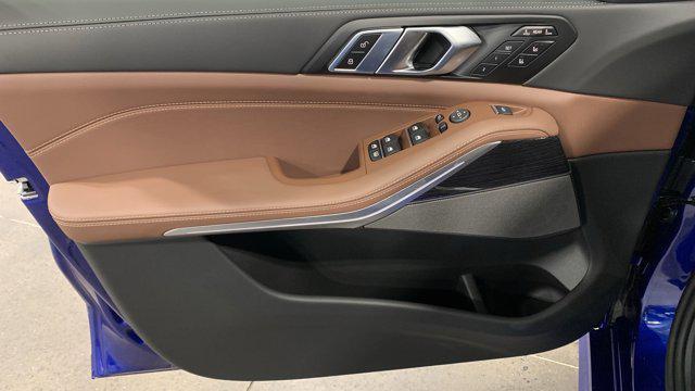 new 2026 BMW X7 car, priced at $119,575