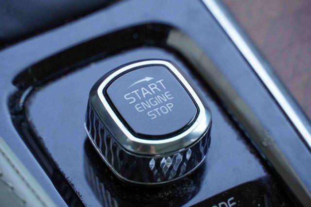 used 2020 Volvo XC90 car, priced at $30,991