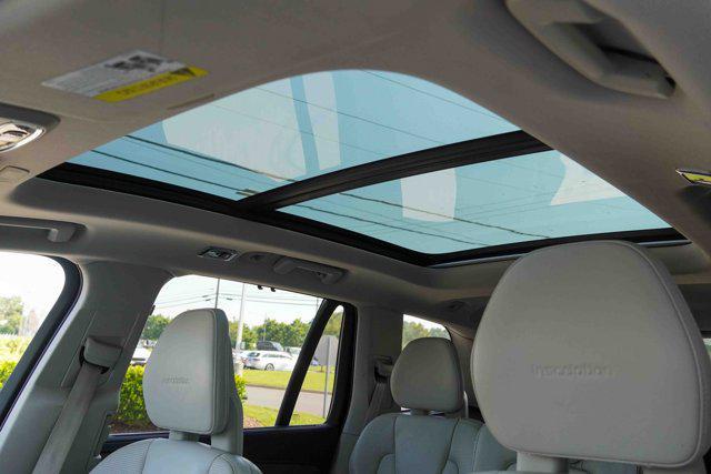 used 2020 Volvo XC90 car, priced at $30,991