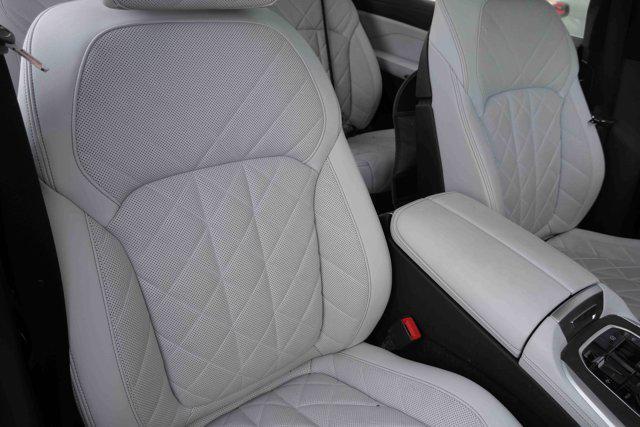 used 2024 BMW X7 car, priced at $72,991