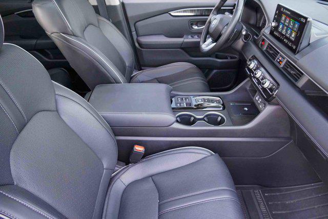 used 2023 Honda Pilot car, priced at $38,991